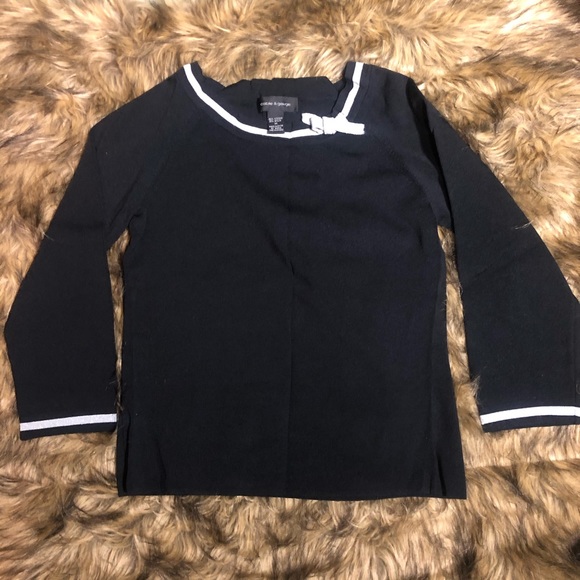 Cable and Gauge Med knit sweater with silver bow - Picture 2 of 7